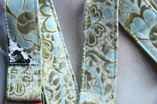 "Stay Gold” Guitar Strap