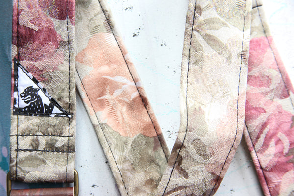"Dusty Dress” Guitar Strap