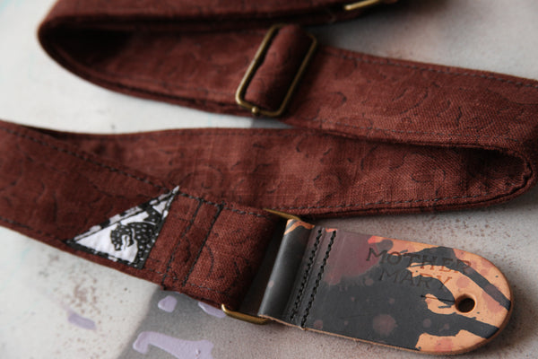 "Cocoa Bloom” Guitar Strap
