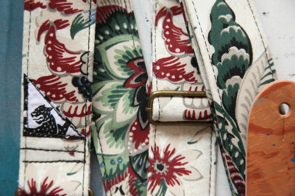 "Chrysanthemum Club” Guitar Strap