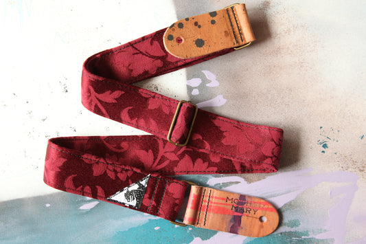 "Granny Red" Guitar strap