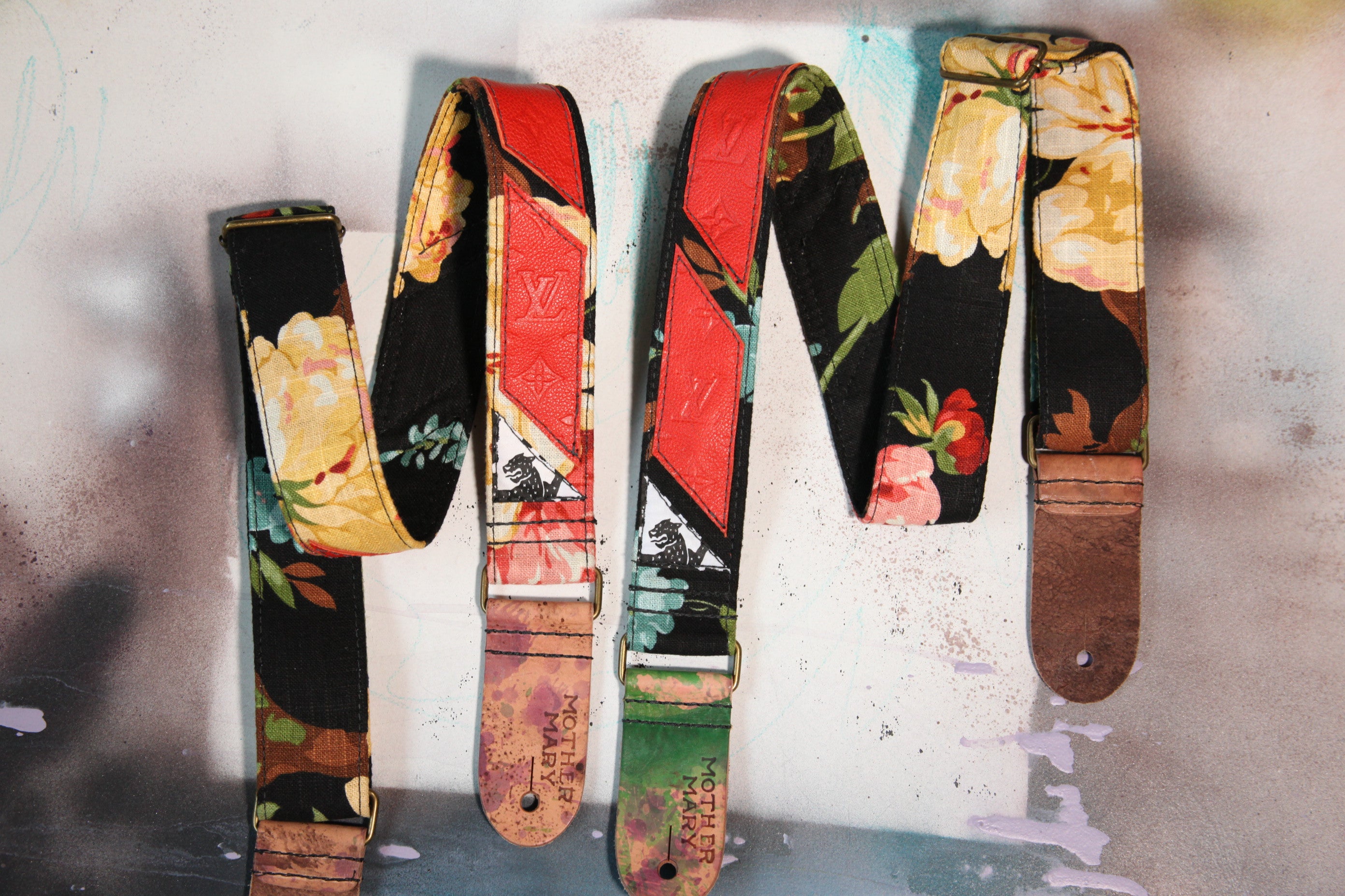 "Louis in bloom” Guitar Strap
