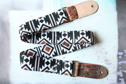 "Black Mesa” Guitar Strap