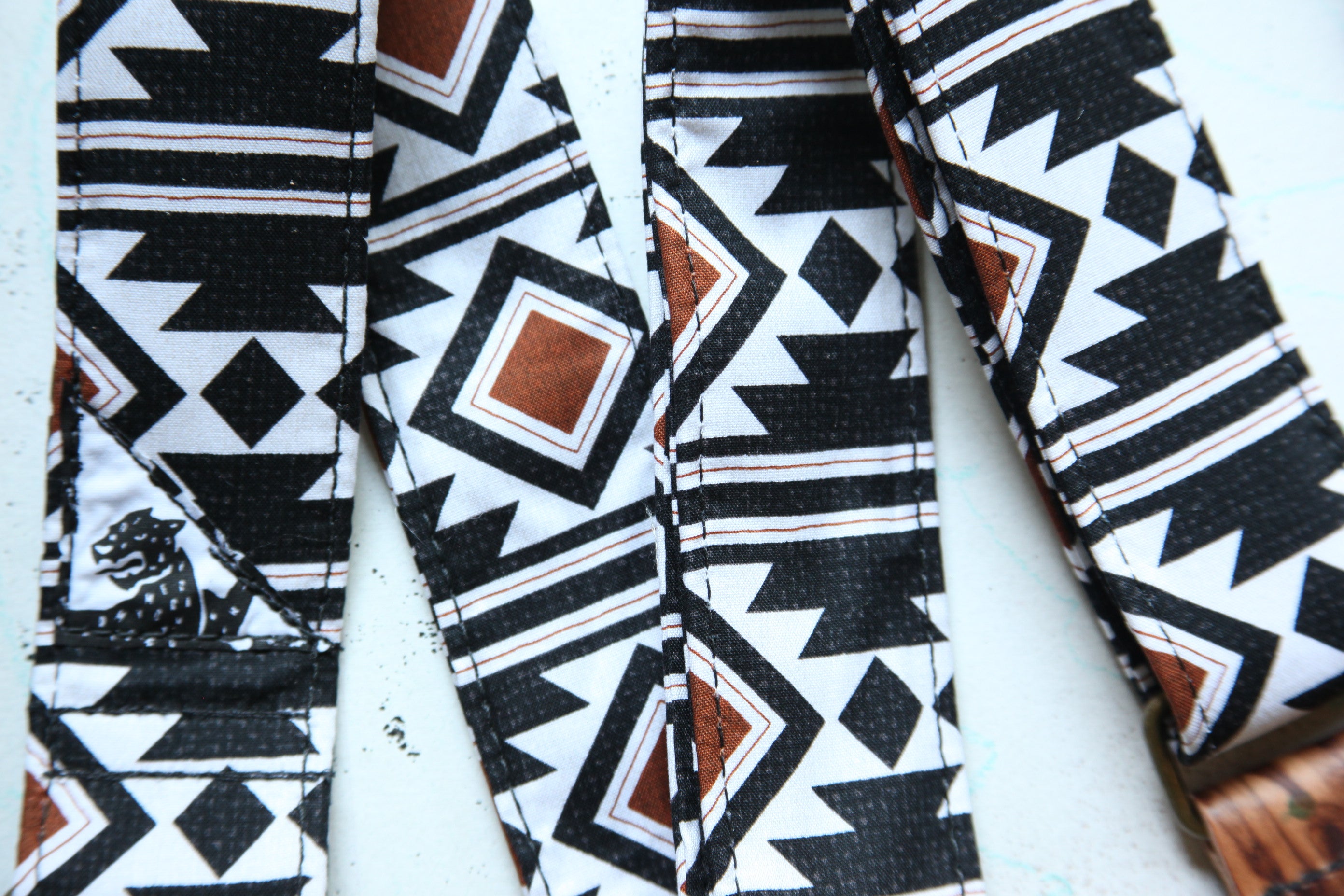 "Black Mesa” Guitar Strap