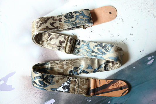 "Wanderer” Guitar Strap