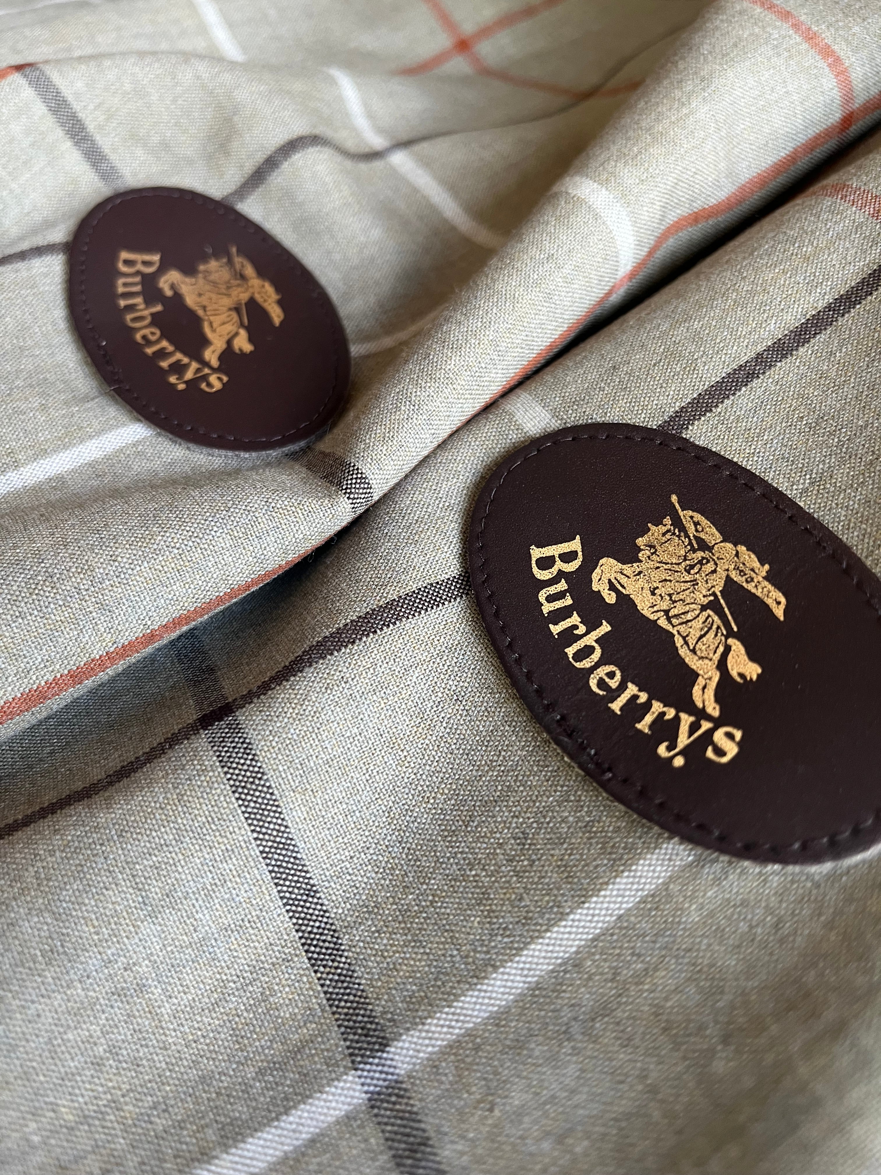 "Grandma Burberry” Guitar Strap