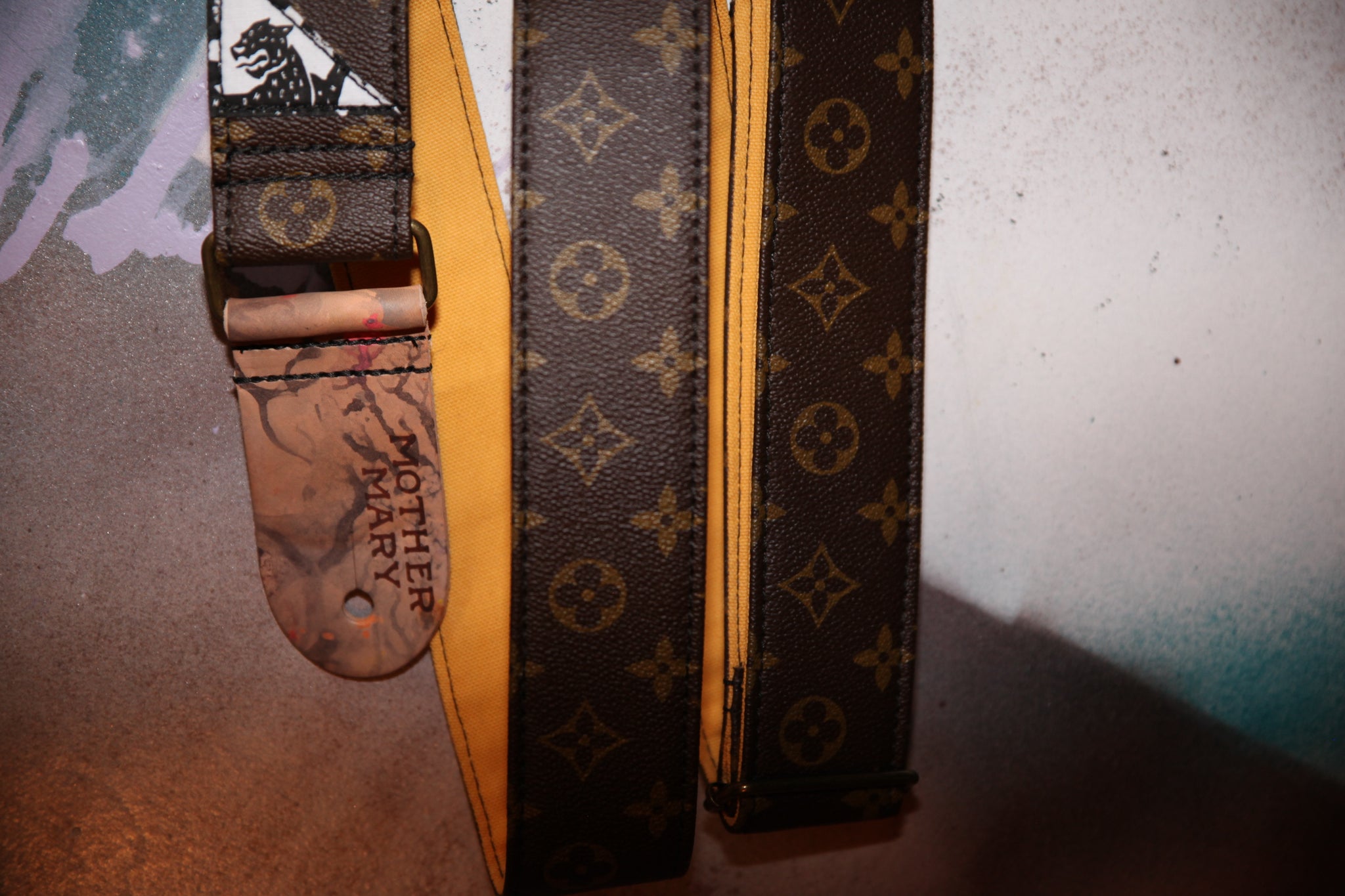 Louis vuitton guitar strap online