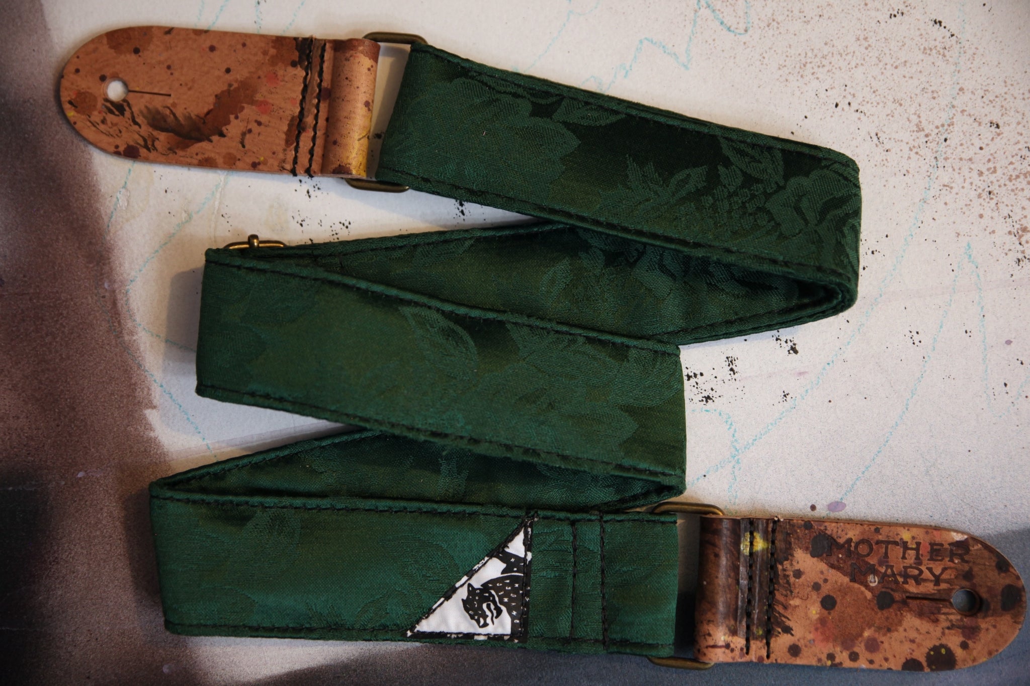 Granny Emerald Guitar Strap